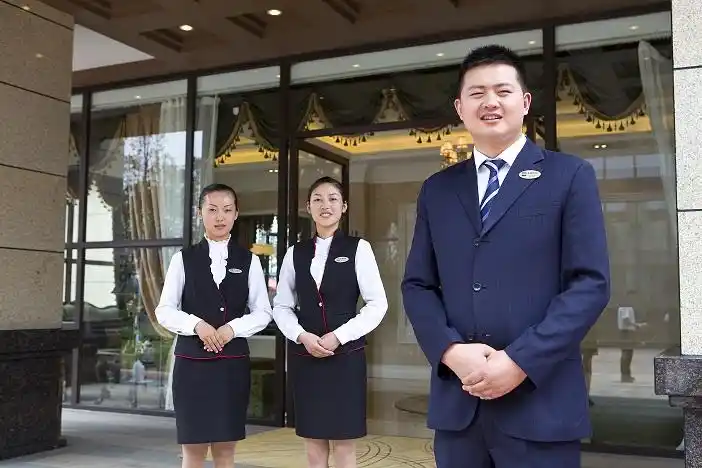 铝合金门窗型材厚度标准